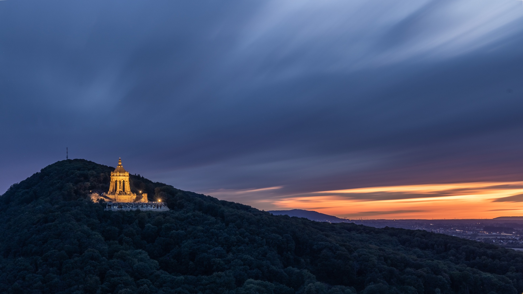 DE_ST_POW_PK_2023_08_08_01_0006_01_FIN-HDR