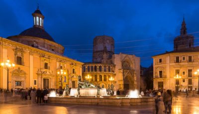 Altstadt von Valencia am Abend